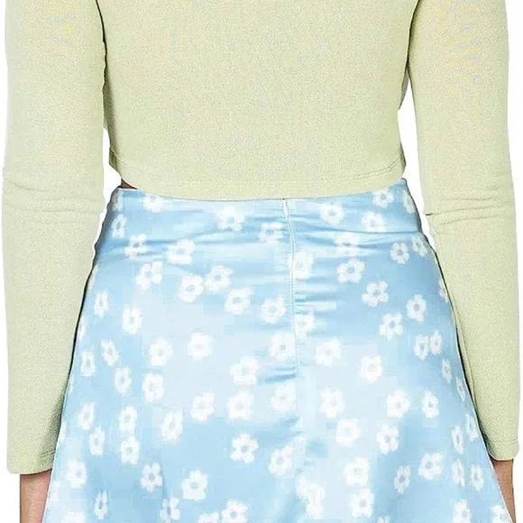 Silk blue flower mini skirt - Picture 2 of 4